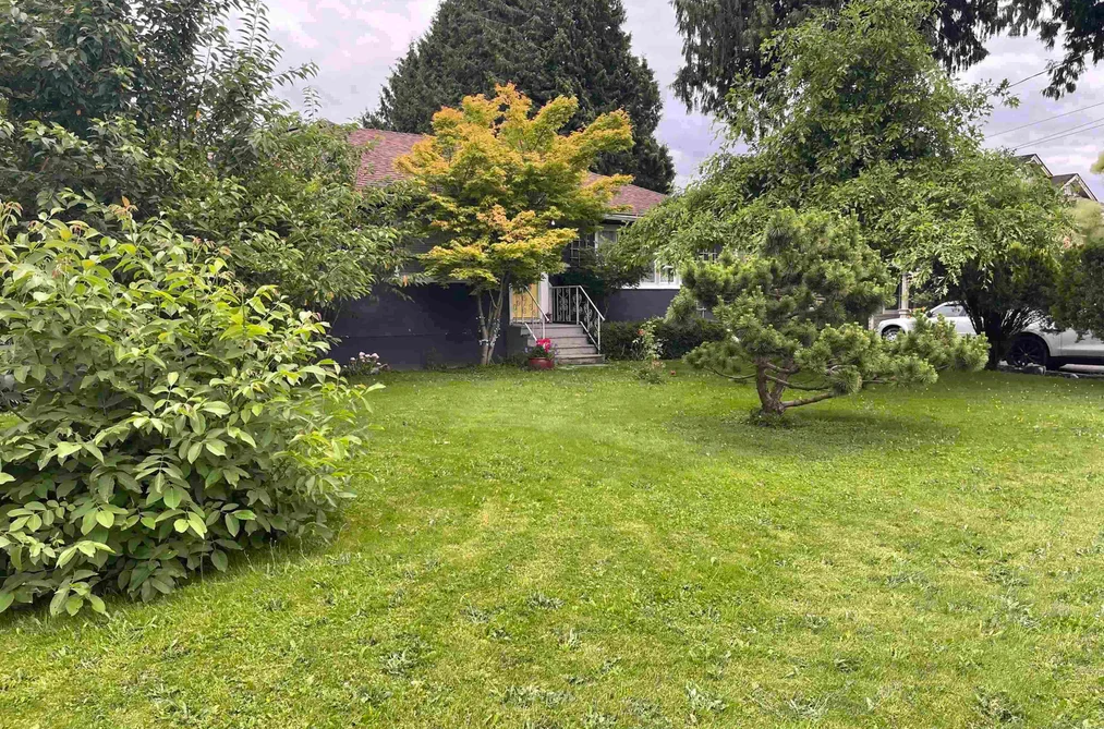 9500 COOTE STREET, Chilliwack BC V2P 6B5, Chilliwack BC — Residential for Sale - Photo 2