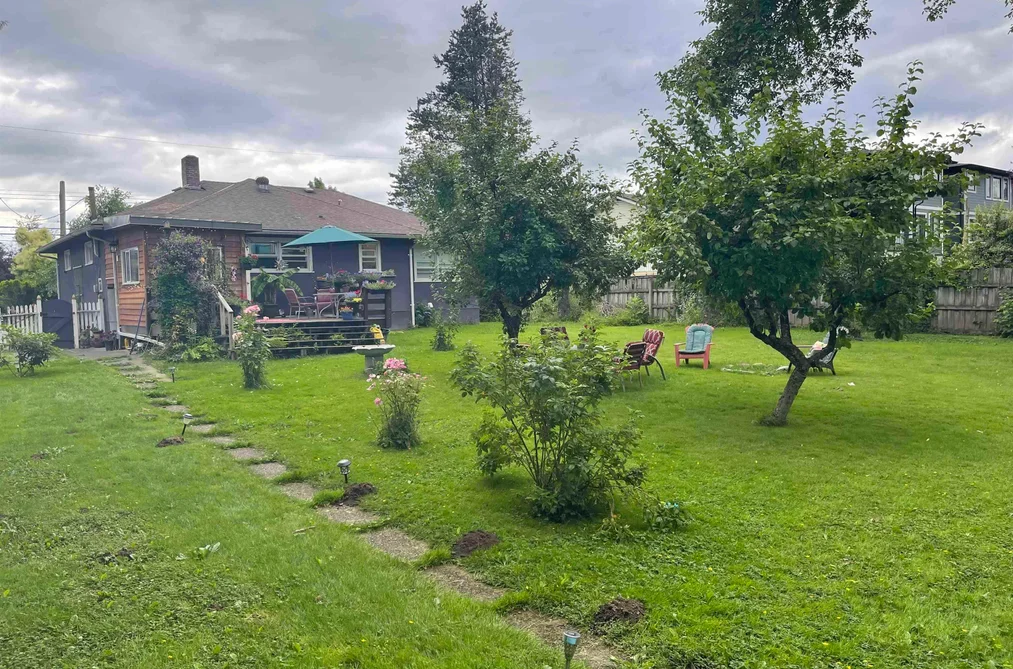 9500 COOTE STREET, Chilliwack BC V2P 6B5, Chilliwack BC — Residential for Sale - Photo 3