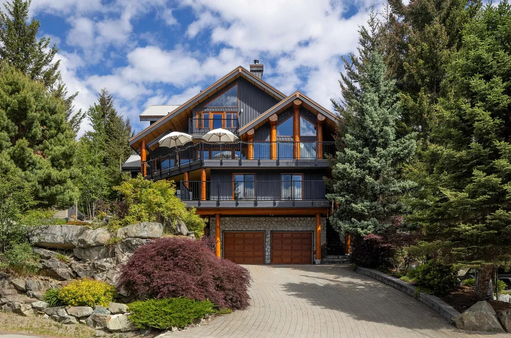 House for sale at 9503 Emerald Drive Whistler British Columbia - MLS: R3141324