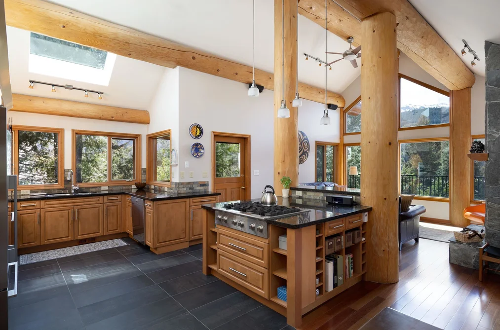 9503 EMERALD DRIVE, Whistler BC V8E 0G5, Whistler BC — Residential for Sale — Photo 5 of 40