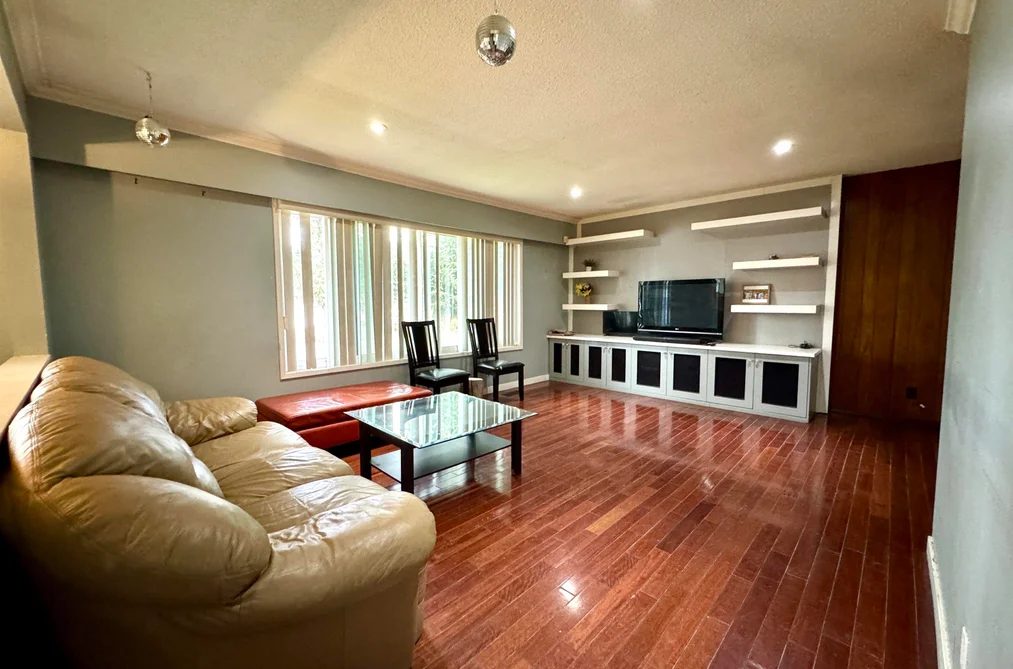 9525 125A STREET, Surrey BC V3V 4Z3, Surrey BC — Residential for Sale - Photo 3
