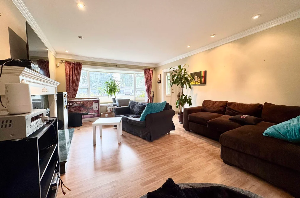 9525 SULLIVAN STREET, Burnaby BC V3J 1H8, Burnaby BC — Residential for Sale - Photo 2