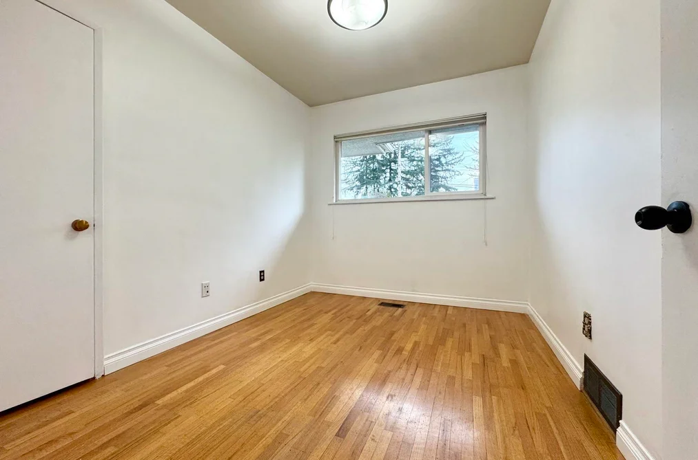 9525 SULLIVAN STREET, Burnaby BC V3J 1H8, Burnaby BC — Residential for Sale - Photo 6