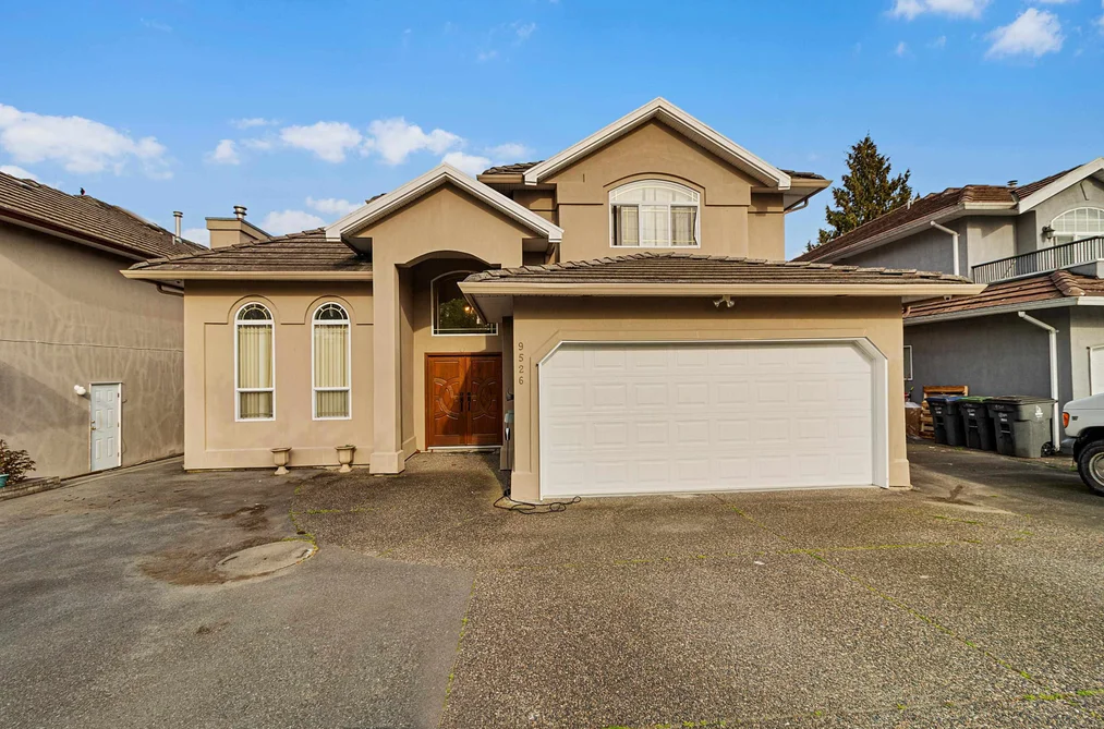 House for sale at 9526 124 Street Surrey British Columbia - MLS: R3112470