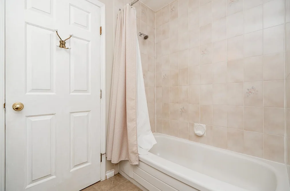 954 160B STREET, Surrey, BC — Residential for Sale — Photo 36 of 40