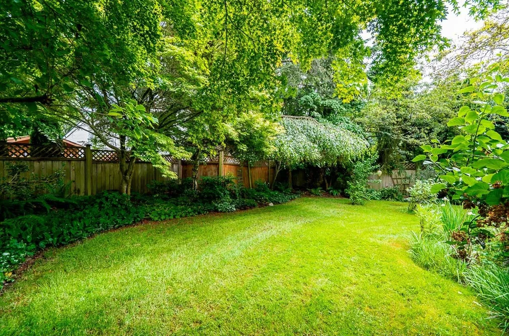 954 160B STREET, Surrey, BC — Residential for Sale — Photo 37 of 40