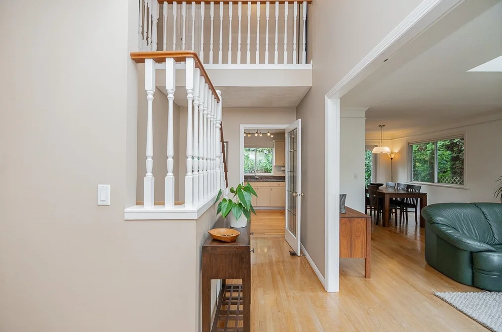 954 160B STREET, Surrey, BC — Residential for Sale — Photo 5 of 40