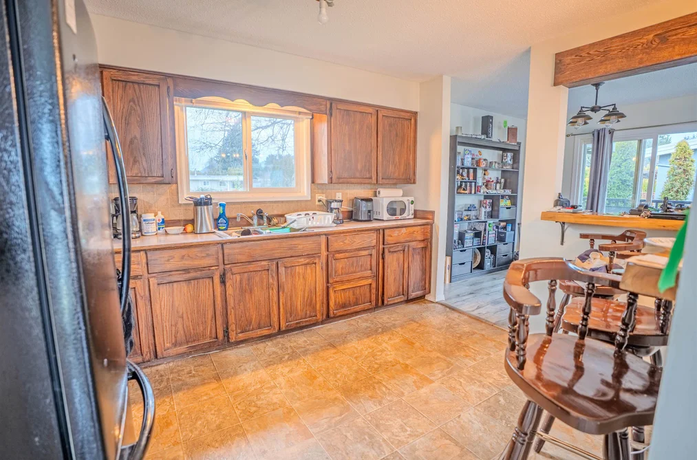 9543 PAULA CRESCENT, Chilliwack BC V2P 6H1, Chilliwack BC — Residential for Sale - Photo 2