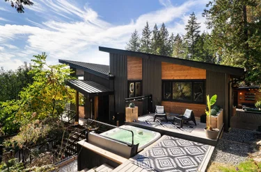 955 Windjammer Rd, Bowen Island, BC - MLS: R3170931