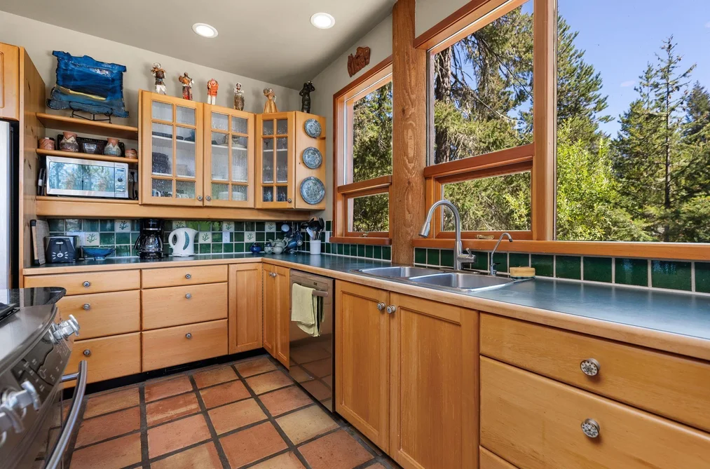9551 EMERALD DRIVE, Whistler BC V8E 0G5, Whistler BC — Residential for Sale - Photo 6