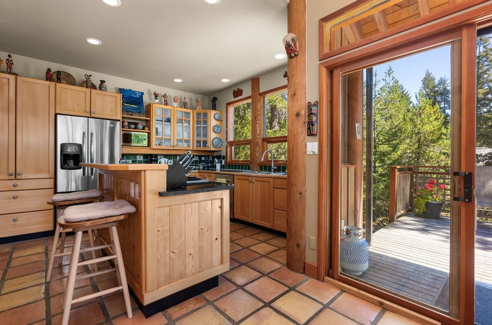 9551 EMERALD DRIVE, Whistler BC V8E 0G5, Whistler BC — Residential for Sale - Photo 7