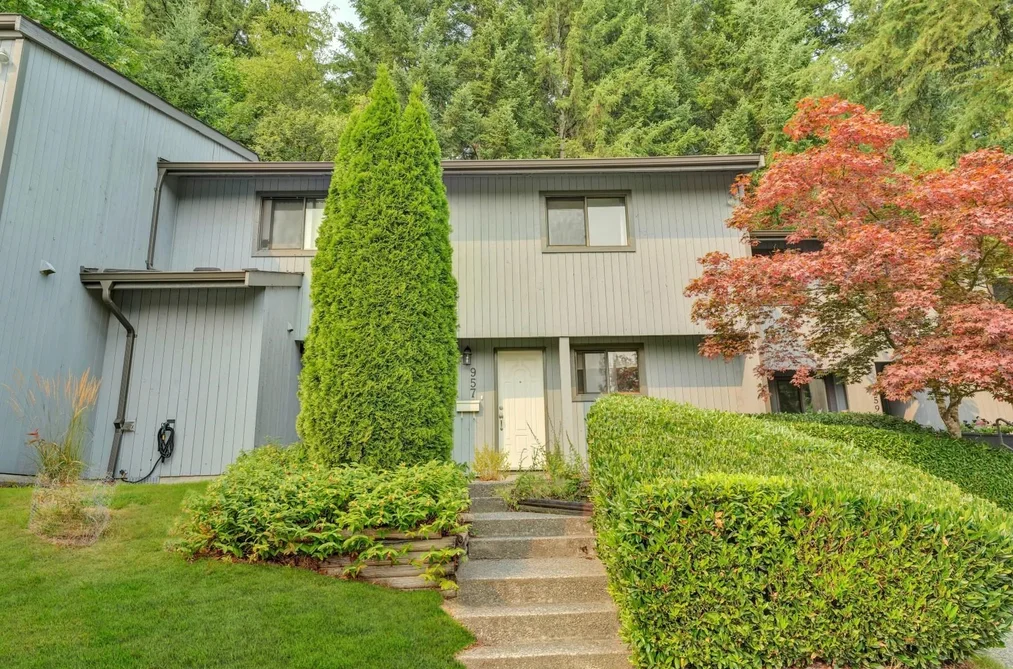Townhouse for sale at 957 Blackstock Road Port Moody British Columbia - MLS: R3153602