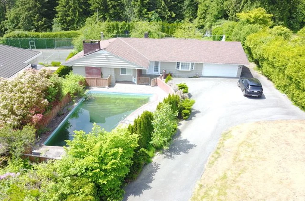 House for sale at 960 Pyrford Road West Vancouver British Columbia - MLS: R3084696