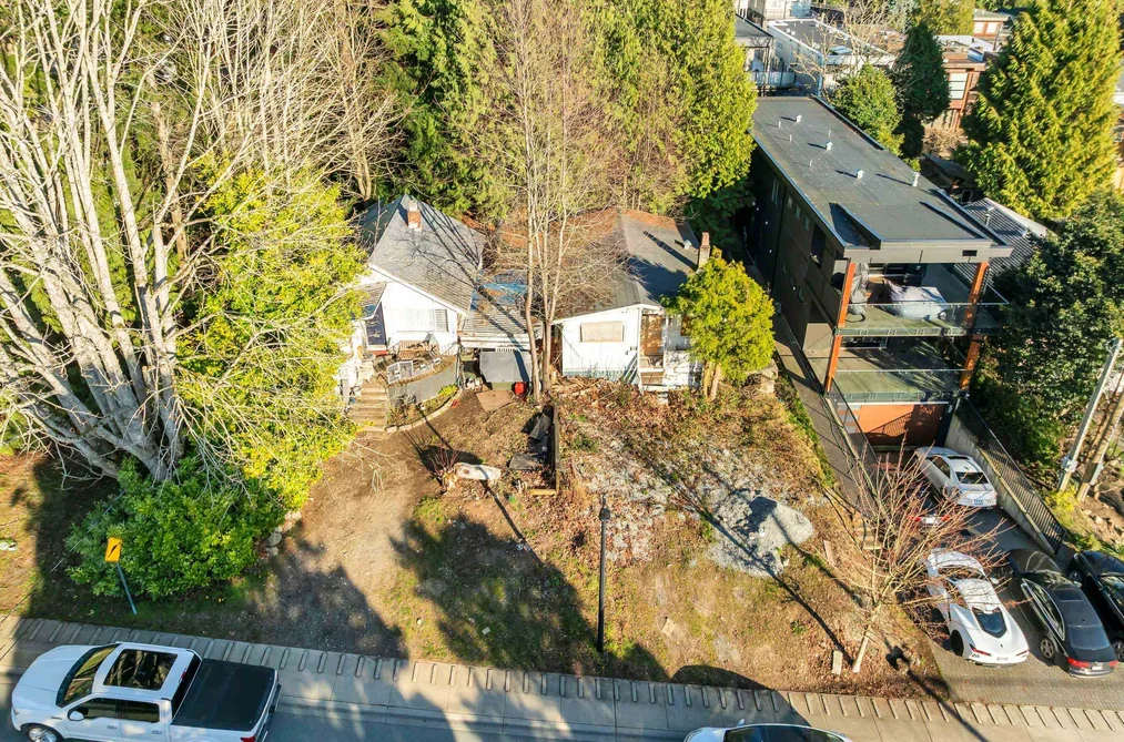 Property for sale at 962 Maple Street White Rock British Columbia - MLS: R3096987