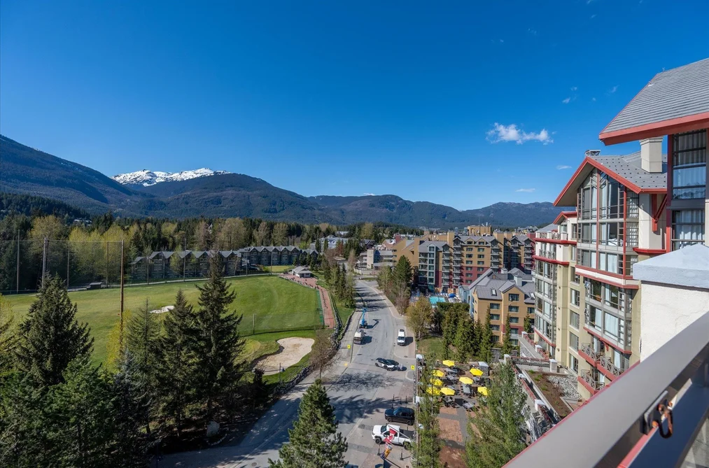 963 4090 WHISTLER WAY, Whistler BC V8E 1J3, Whistler BC — Residential for Sale - Photo 4