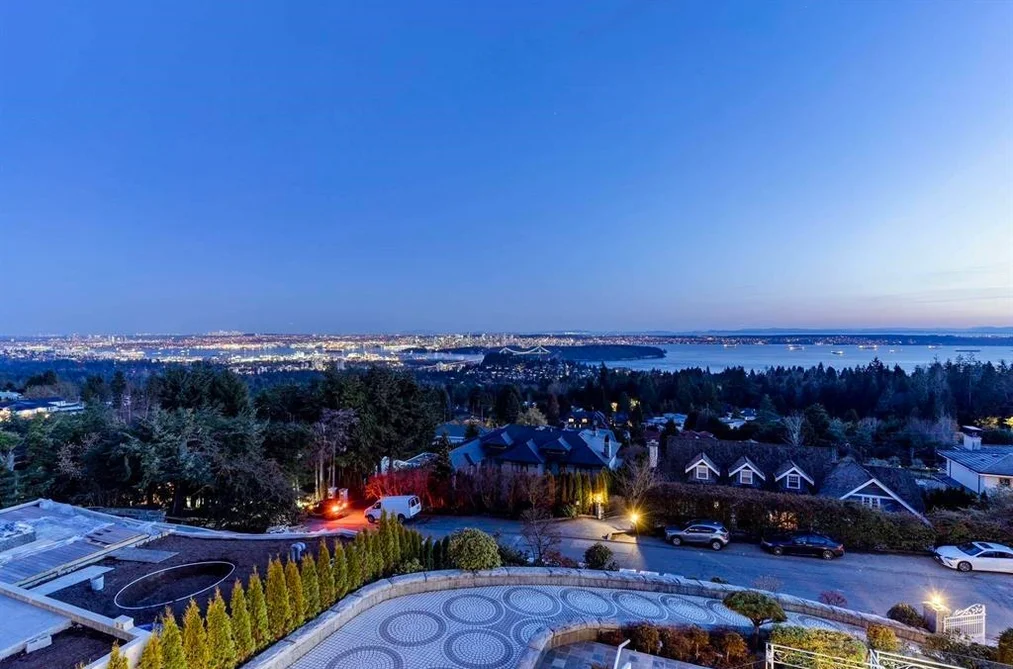 House for sale at 965 King Georges Way West Vancouver British Columbia - MLS: R3145850