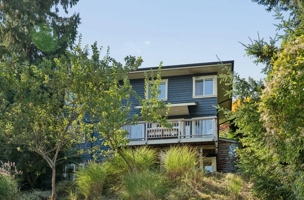 965 Village Dr, Bowen Island, BC - MLS: R3167951