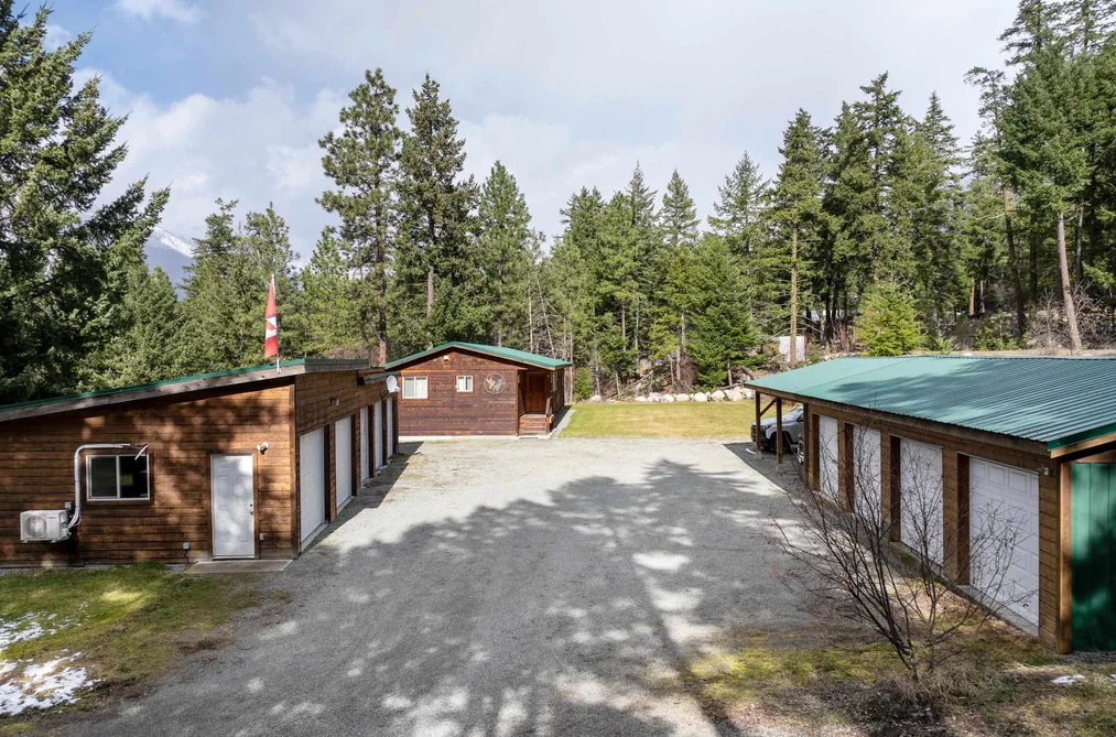 9660 DEVINE STREET, D'Arcy BC V0N 1L0, D'Arcy BC — Residential for Sale - Photo 2