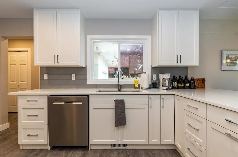 9660 YOUNG ROAD, Chilliwack BC V2P 4T4, Chilliwack BC — Residential for Sale - Photo 4