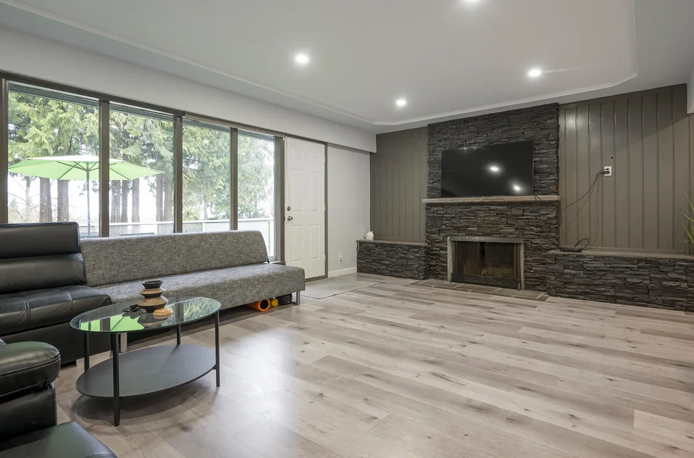 9663 TOWNLINE DIVERSION ROAD, Surrey BC V3V 2T1, Surrey BC — Residential for Sale - Photo 5