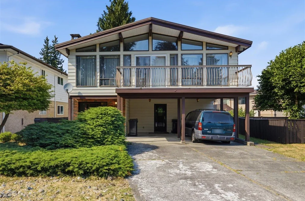 House for sale at 967 Pelton Avenue Coquitlam British Columbia - MLS: R3156582