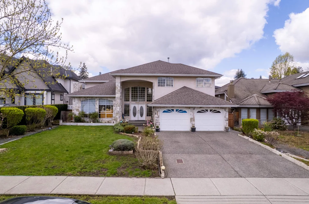 House for sale at 9671 157 Street Surrey British Columbia - MLS: R3114148