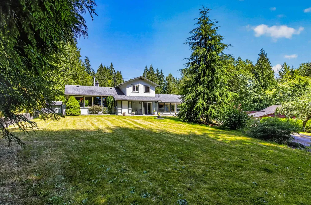 House for sale at 9676 Wolfe Street Mission British Columbia - MLS: R3147037