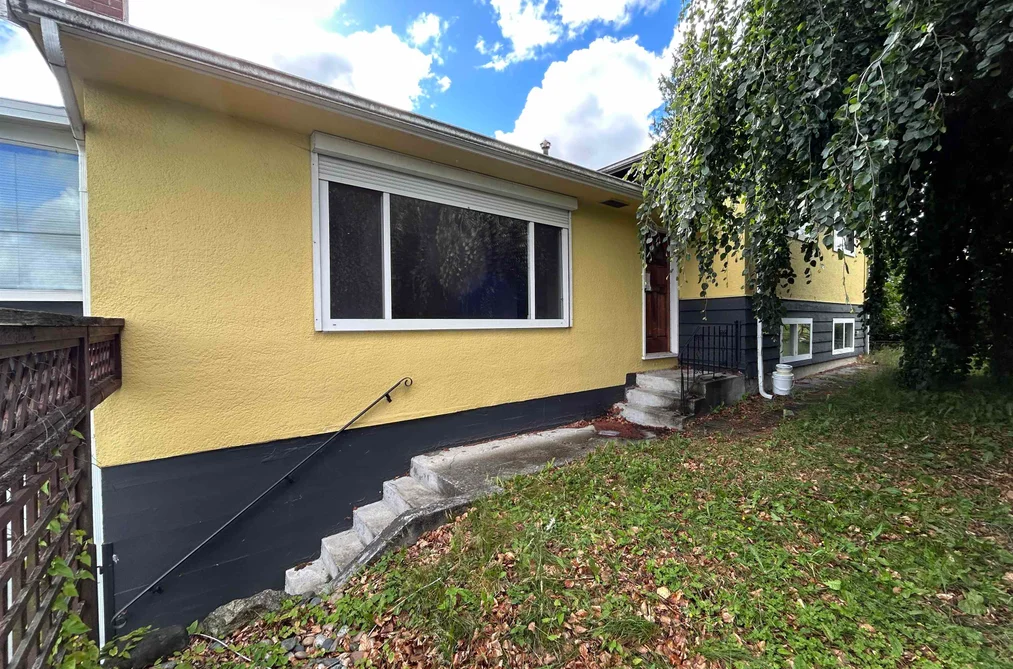 House for sale at 9678 Princess Drive Surrey British Columbia - MLS: R3135875