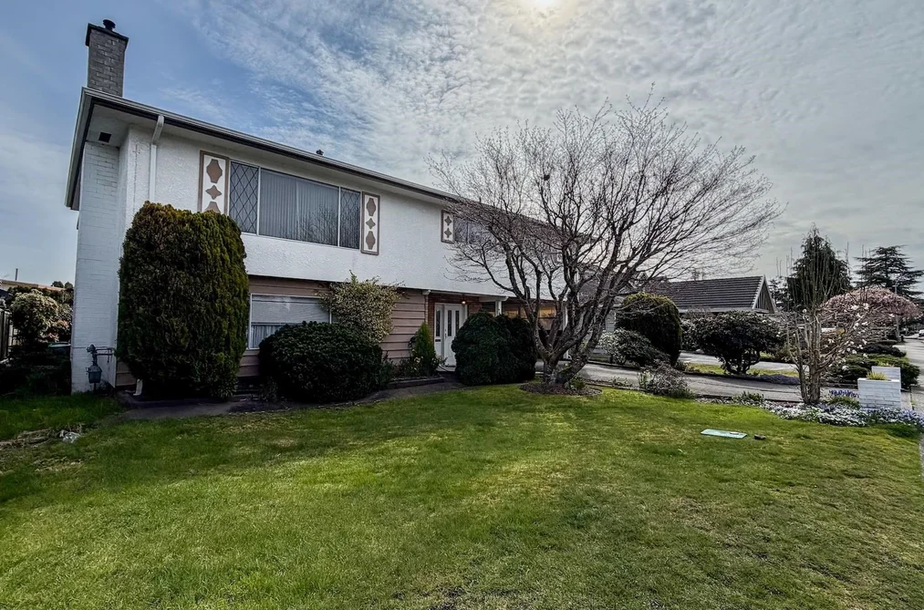 House for sale at 9680 Shell Road Richmond British Columbia - MLS: R3105880