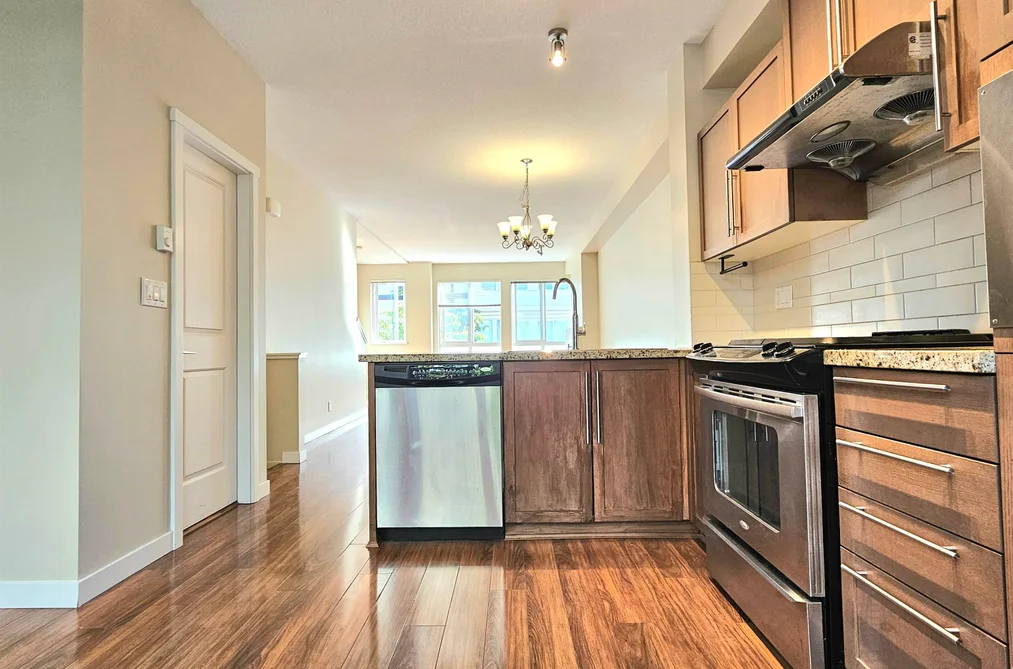 Townhouse for sale at 97 1125 Kensal Place Coquitlam British Columbia - MLS: R3138248