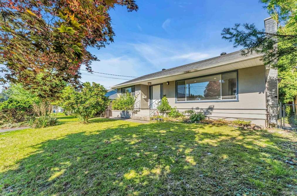 House for sale at 9708 Harrison Street Chilliwack British Columbia - MLS: R3100525