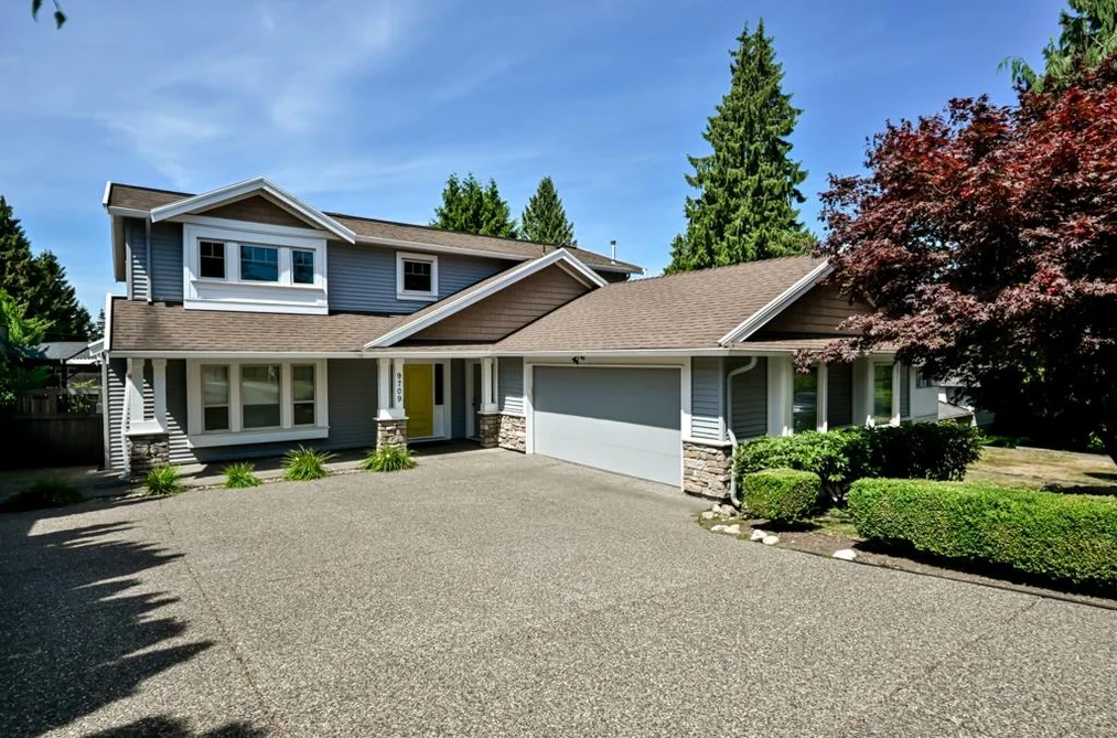 House for sale at 9709 Crown Crescent Surrey British Columbia - MLS: R3146803