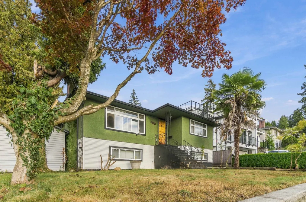 9720 Townline Diversion, Surrey, BC - MLS: R3164045 - Photo 3 9720 Townline Diversion, Surrey, BC - MLS: R3164045 - Photo 3