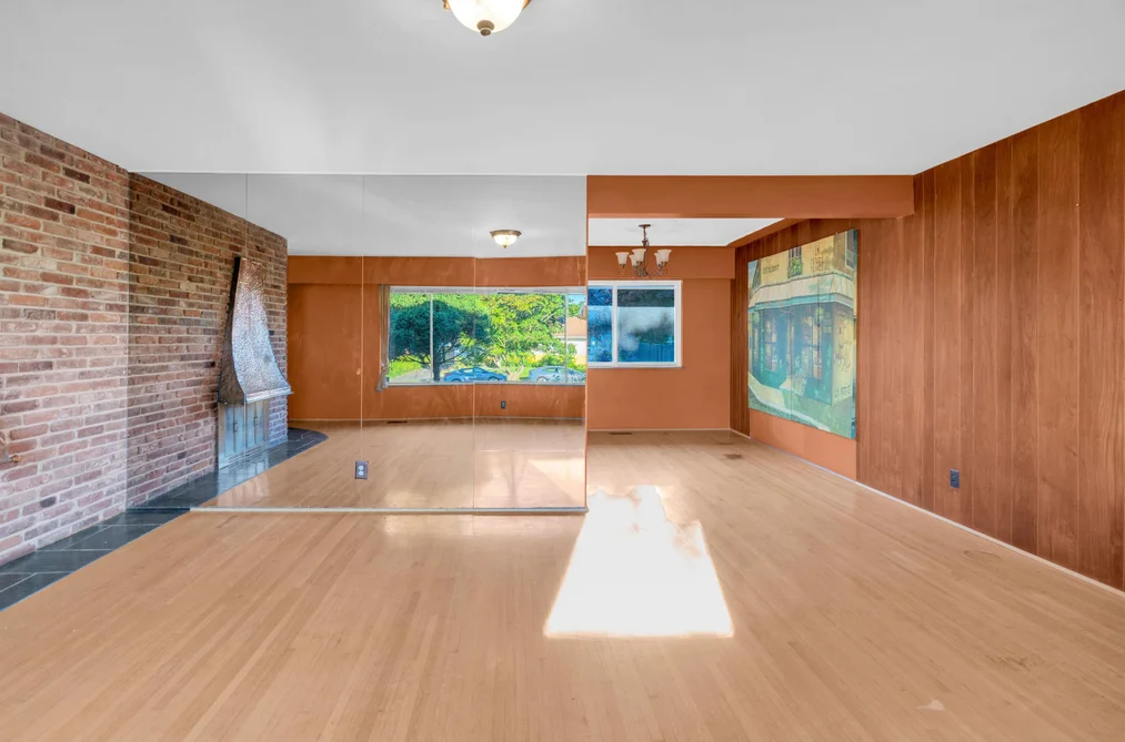 9725 JUNIPER STREET, Chilliwack, BC — Residential for Sale — Photo 13 of 40