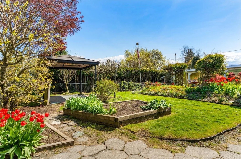 House for sale at 9726 Juniper Street Chilliwack British Columbia - MLS: R3113184