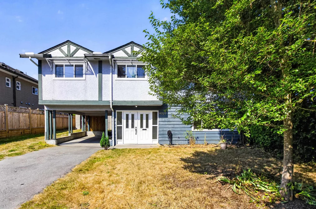 House for sale at 9727 121 Street Surrey British Columbia - MLS: R3155600