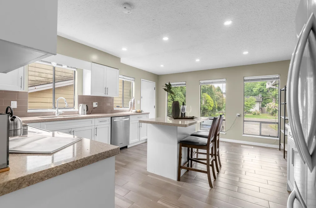 9740 SWANSEA DRIVE, Richmond BC V7A 2L8, Richmond BC — Residential for Sale - Photo 2