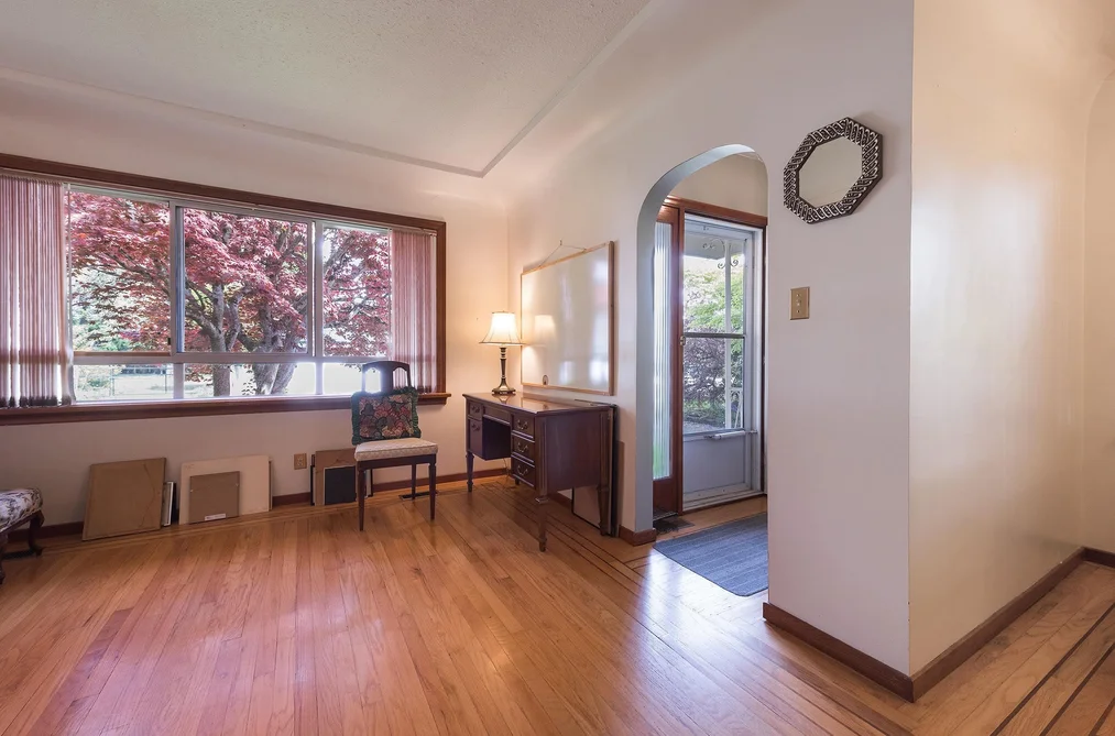 9747 SIDNEY STREET, Chilliwack BC V2P 4G5, Chilliwack BC — Residential for Sale - Photo 3