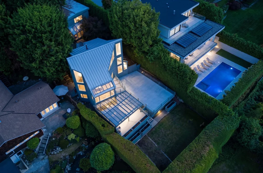975 Aubeneau Cres, West Vancouver, BC - MLS: R3170085