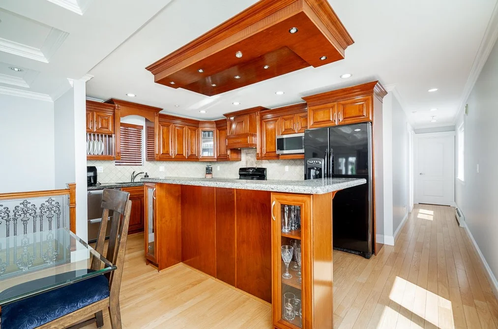976 PARKER STREET, White Rock BC V4B 4R4, White Rock BC — Residential for Sale — Photo 11 of 40
