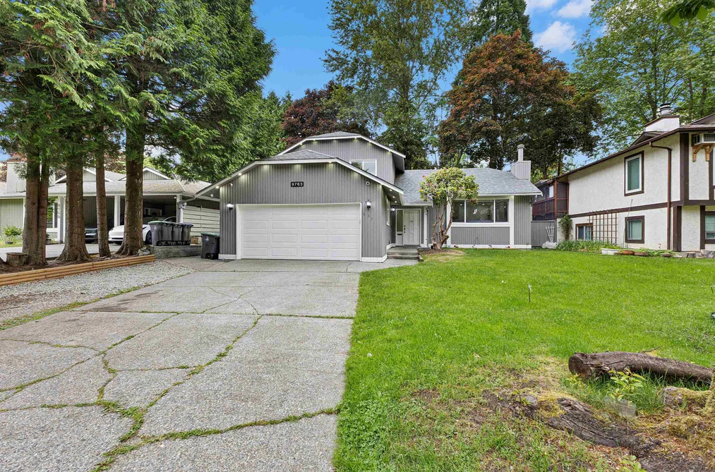 House for sale at 9763 155 Street Surrey British Columbia - MLS: R3123932