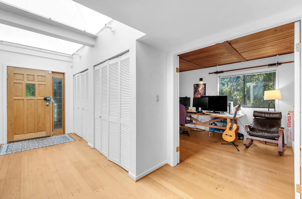 977 BELVEDERE DRIVE, North Vancouver BC V7R 2C2, North Vancouver BC — Residential for Sale - Photo 5