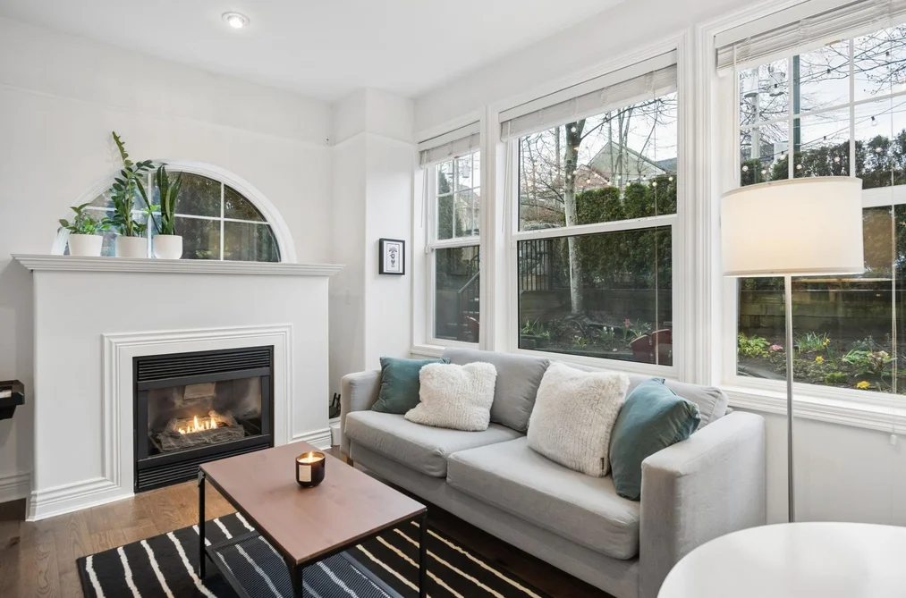 Condo for sale at 978 W 16th Avenue Vancouver British Columbia - MLS: R3114313