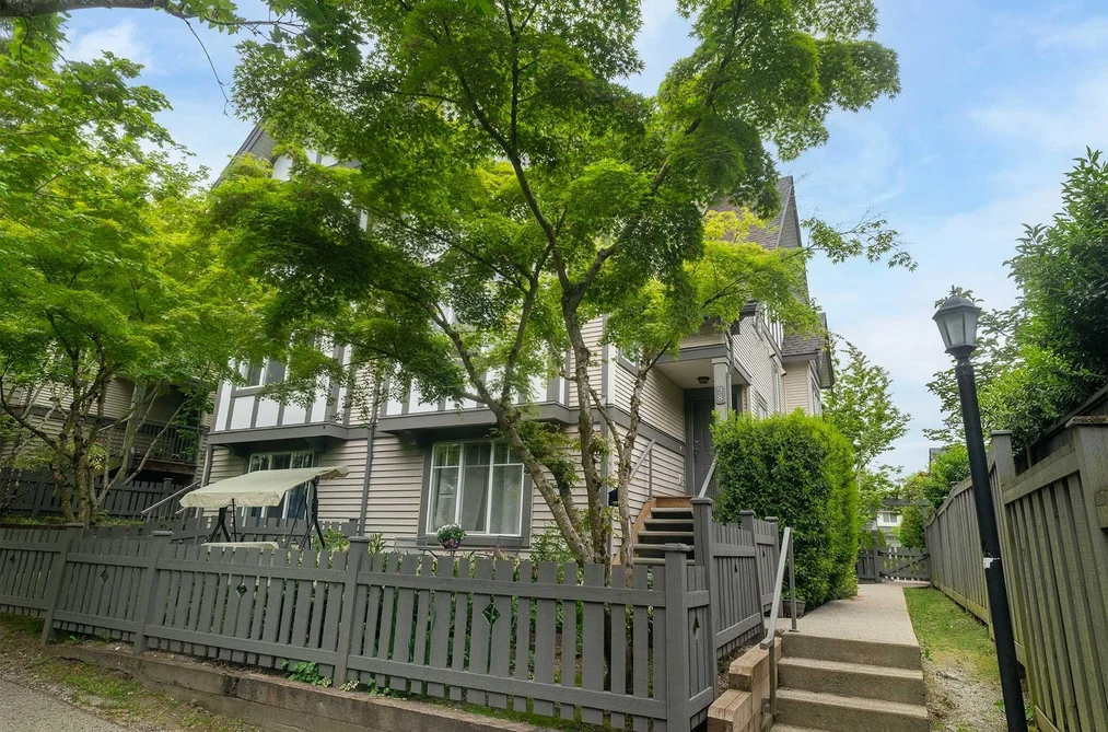 Townhouse for sale at 98 20038 70 Avenue Langley British Columbia - MLS: R3125504