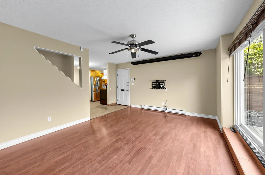 982 HOWIE AVENUE, Coquitlam BC V3J 1T3, Coquitlam BC — Residential for Sale - Photo 3
