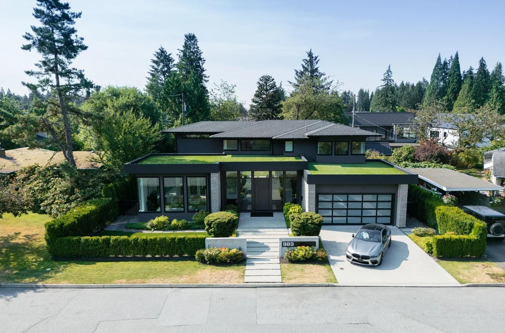 House for sale at 983 Tudor Avenue North Vancouver British Columbia - MLS: R3113957