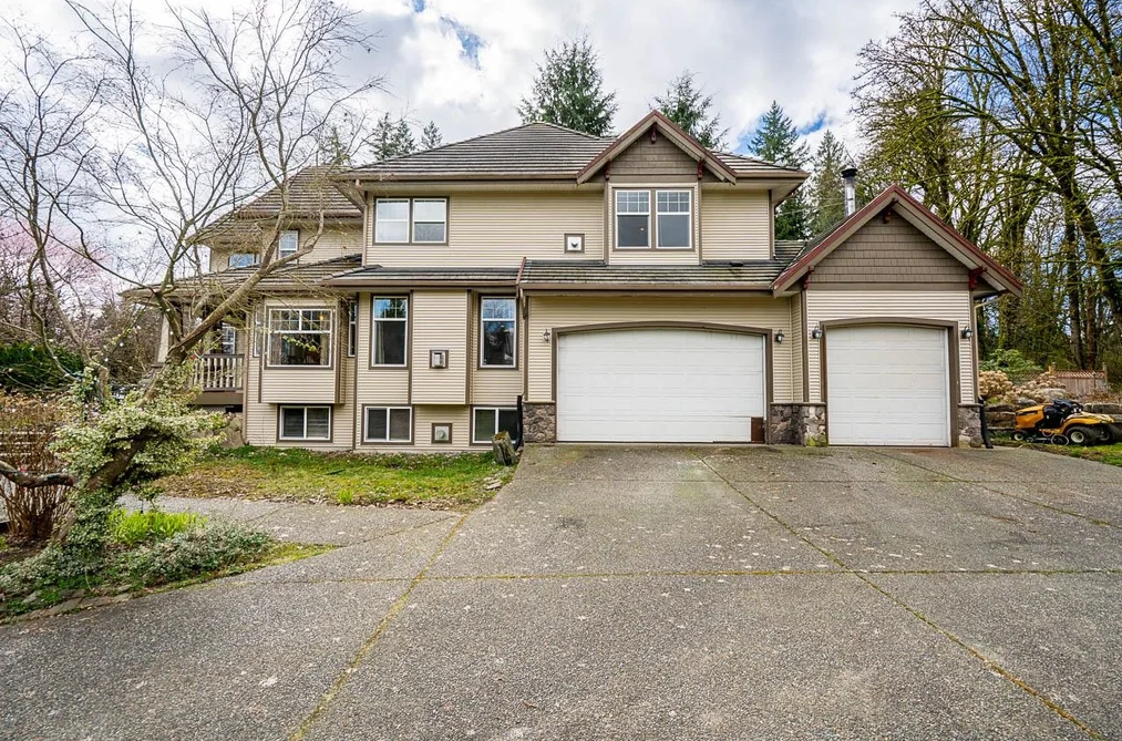 House for sale at 9833 182 Street Surrey British Columbia - MLS: R3102325