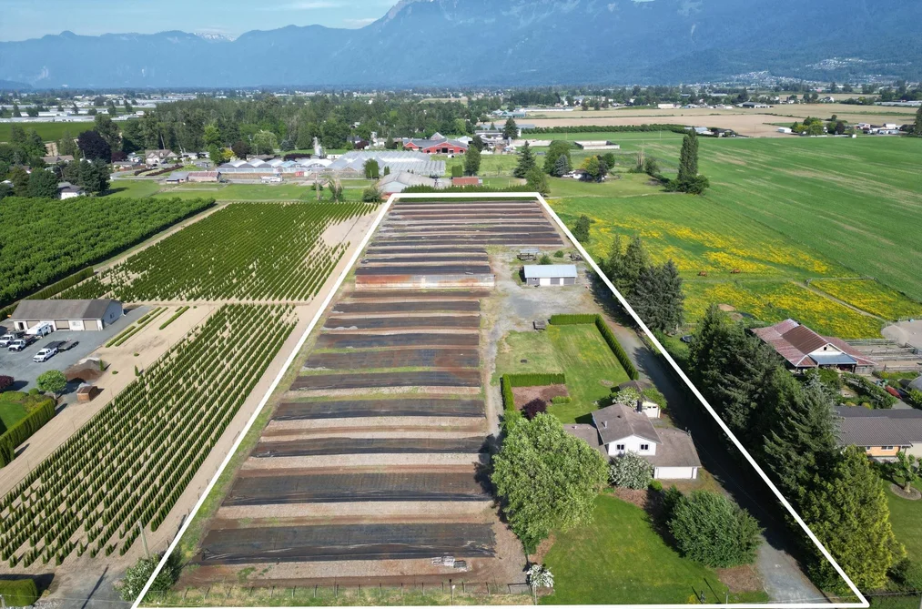 9850 BANFORD ROAD, Chilliwack BC V2P 6H3, Chilliwack BC — Residential for Sale - Photo 2