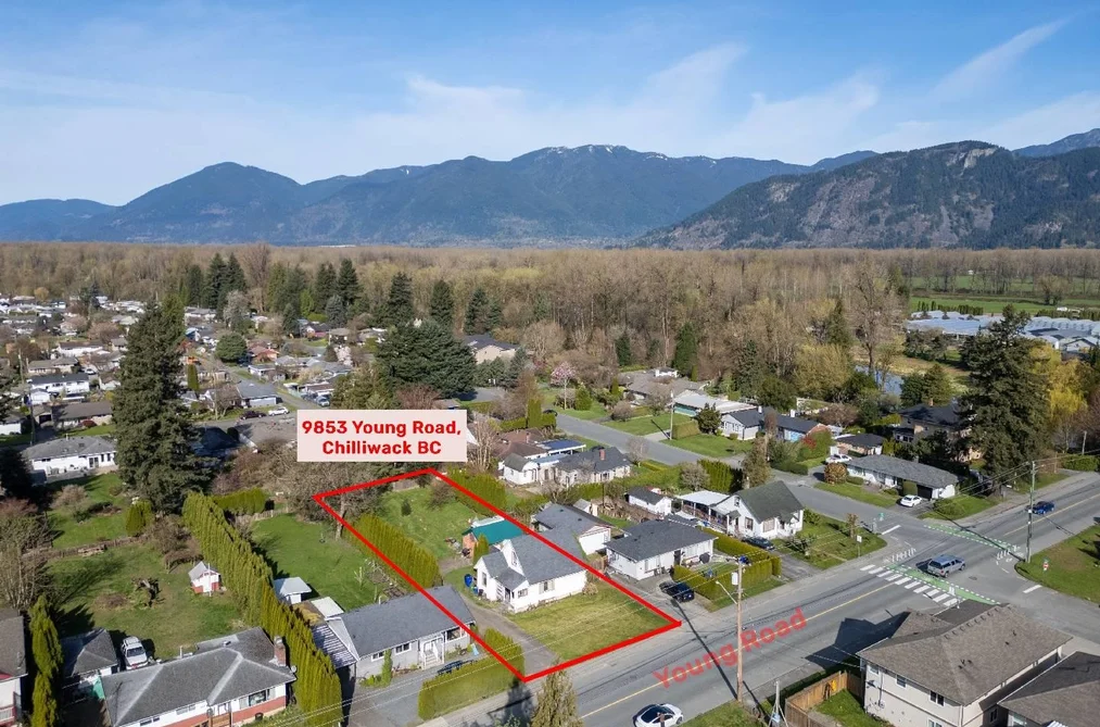 House for sale at 9853 Young Road Chilliwack British Columbia - MLS: R3106991