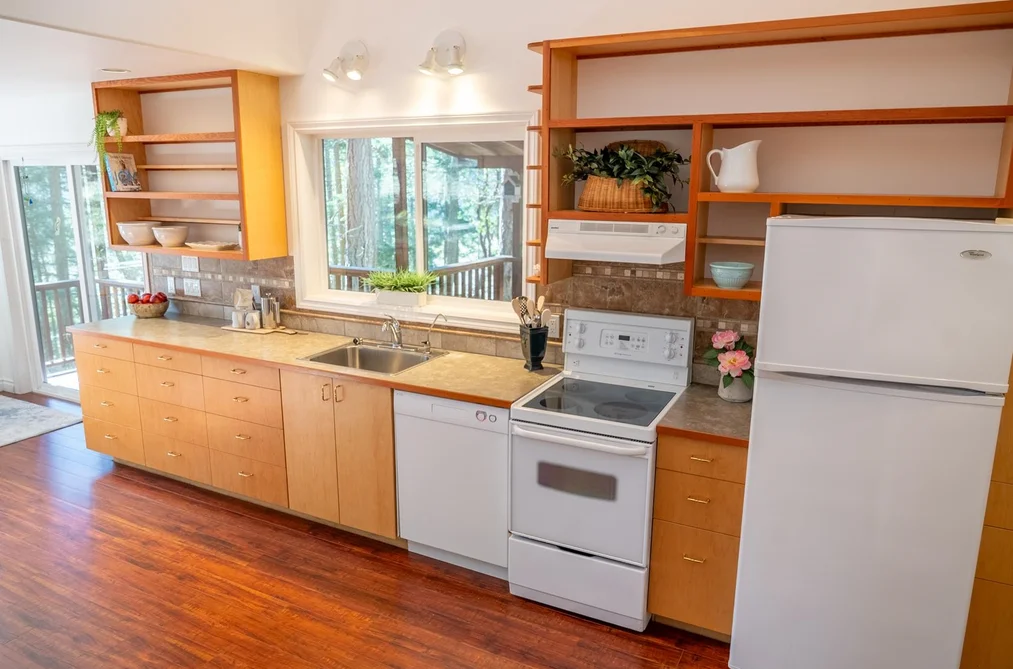 9868 CASTLE ROAD, Pender Island BC V0N 2M3, Pender Island BC — Residential for Sale - Photo 6